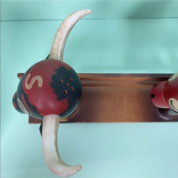 Vintage Salt And Pepper Shakers Wooden Folk Art Style Oxen Cattle Steer Japan - Picture 10 of 12